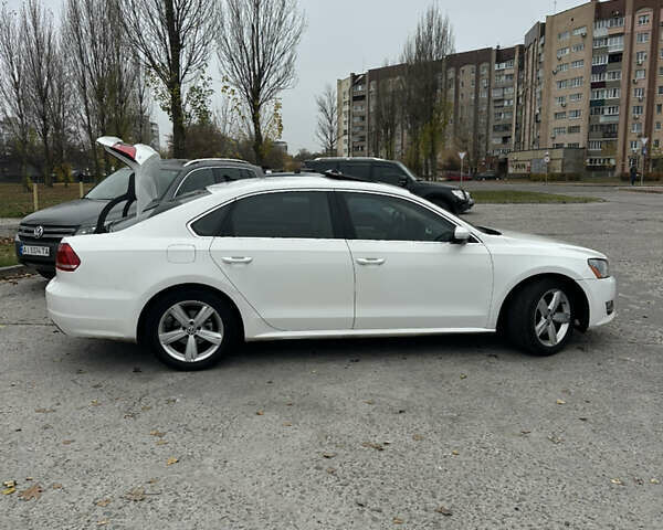 Белый Фольксваген Пассат, объемом двигателя 2.48 л и пробегом 226 тыс. км за 8900 $, фото 4 на Automoto.ua
