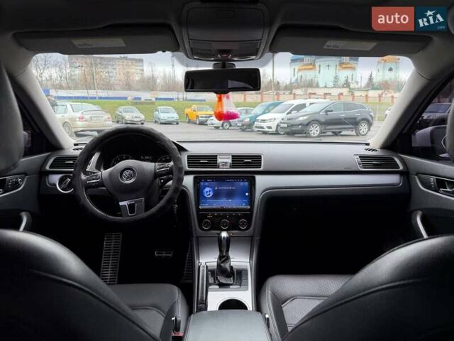 Белый Фольксваген Пассат, объемом двигателя 2.5 л и пробегом 250 тыс. км за 9000 $, фото 24 на Automoto.ua