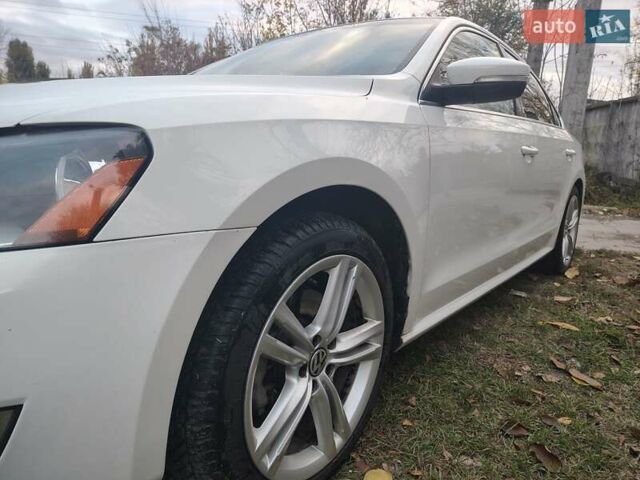 Фольксваген Пассат 2013 в Каменское - Днепродзержинск на Automoto.ua Белый Фольксваген Пассат, объемом двигателя 1.8 л и пробегом 206 тыс. км за 10299 $, фото 14 на Automoto.ua