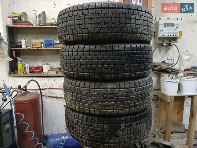 Білий Фольксваген Пассат, об'ємом двигуна 2.46 л та пробігом 241 тис. км за 9100 $, фото 2 на Automoto.ua