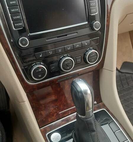 Белый Фольксваген Пассат, объемом двигателя 2 л и пробегом 152 тыс. км за 10600 $, фото 8 на Automoto.ua