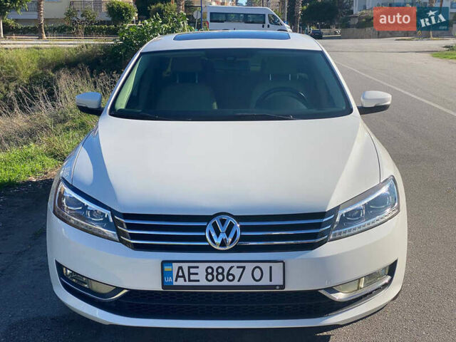 Белый Фольксваген Пассат, объемом двигателя 2.5 л и пробегом 126 тыс. км за 10600 $, фото 3 на Automoto.ua