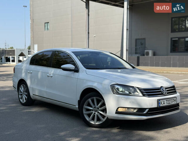 Білий Фольксваген Пассат, об'ємом двигуна 1.8 л та пробігом 210 тис. км за 8900 $, фото 9 на Automoto.ua