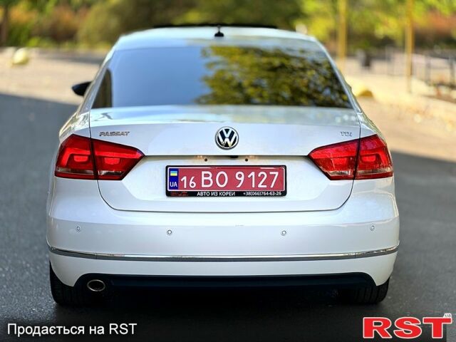 Белый Фольксваген Пассат, объемом двигателя 2 л и пробегом 130 тыс. км за 13300 $, фото 3 на Automoto.ua