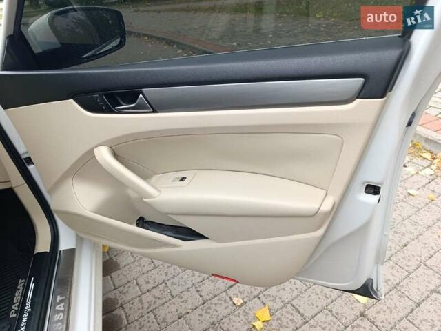Белый Фольксваген Пассат, объемом двигателя 1.97 л и пробегом 221 тыс. км за 11000 $, фото 6 на Automoto.ua