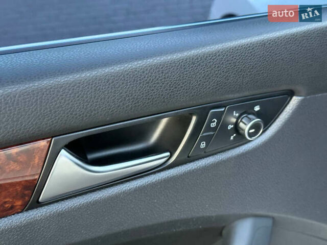 Белый Фольксваген Пассат, объемом двигателя 2 л и пробегом 154 тыс. км за 13200 $, фото 34 на Automoto.ua