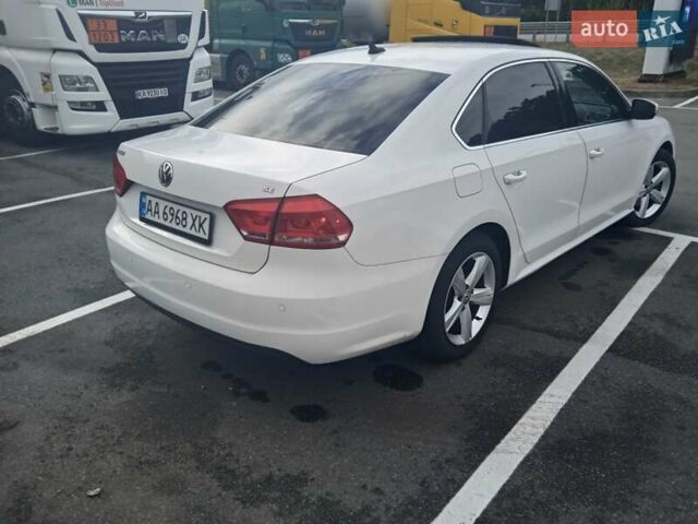 Білий Фольксваген Пассат, об'ємом двигуна 2.5 л та пробігом 174 тис. км за 11700 $, фото 8 на Automoto.ua