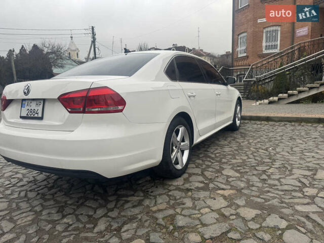 Белый Фольксваген Пассат, объемом двигателя 1.8 л и пробегом 261 тыс. км за 11500 $, фото 3 на Automoto.ua