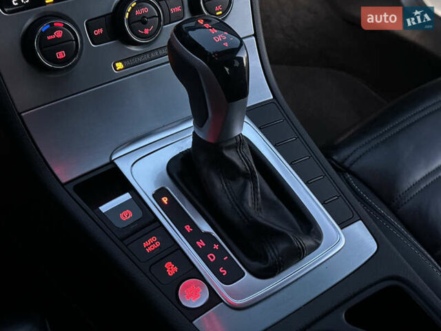 Фольксваген Пассат 2013 в Одессе на Automoto.ua Белый Фольксваген Пассат, объемом двигателя 1.98 л и пробегом 150 тыс. км за 12500 $, фото 63 на Automoto.ua