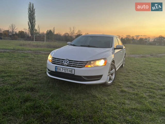 Фольксваген Пассат 2013 в Новоукраинке на Automoto.ua Белый Фольксваген Пассат, объемом двигателя 1.97 л и пробегом 181 тыс. км за 13300 $, фото 1 на Automoto.ua