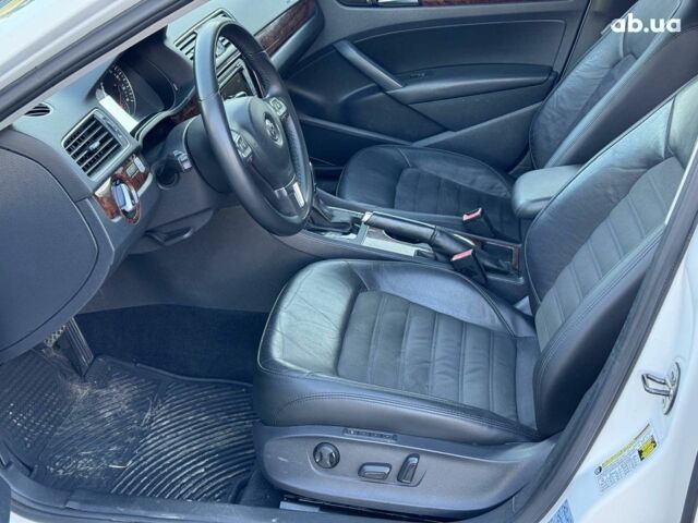 Белый Фольксваген Пассат, объемом двигателя 2 л и пробегом 222 тыс. км за 14190 $, фото 12 на Automoto.ua