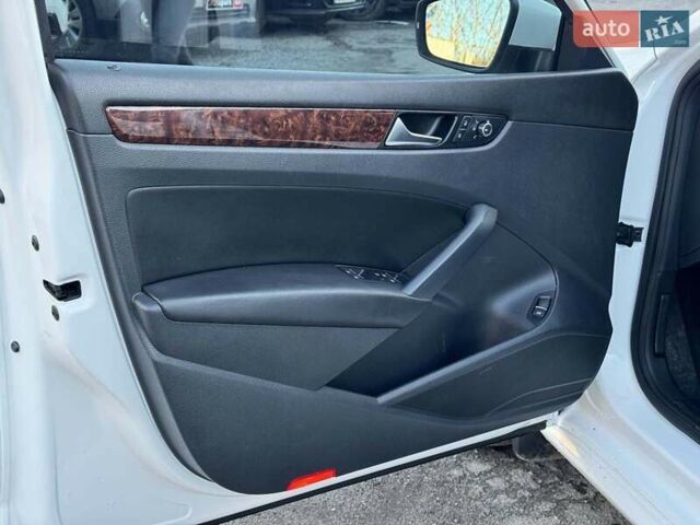 Білий Фольксваген Пассат, об'ємом двигуна 2 л та пробігом 222 тис. км за 14190 $, фото 10 на Automoto.ua