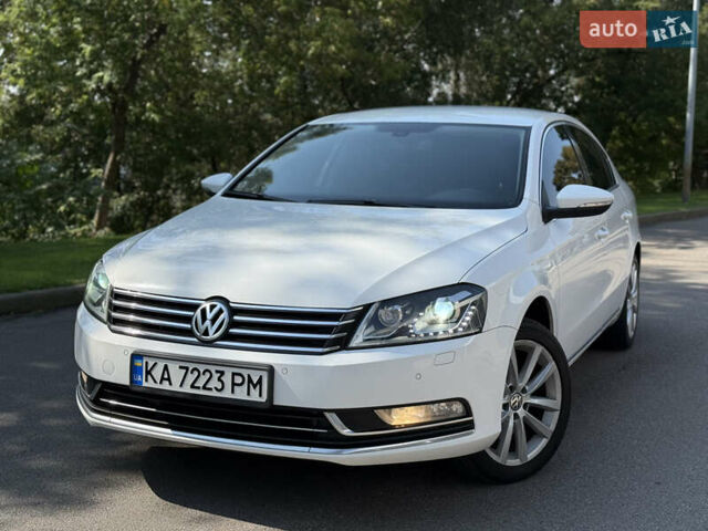 Білий Фольксваген Пассат, об'ємом двигуна 1.8 л та пробігом 210 тис. км за 8900 $, фото 7 на Automoto.ua