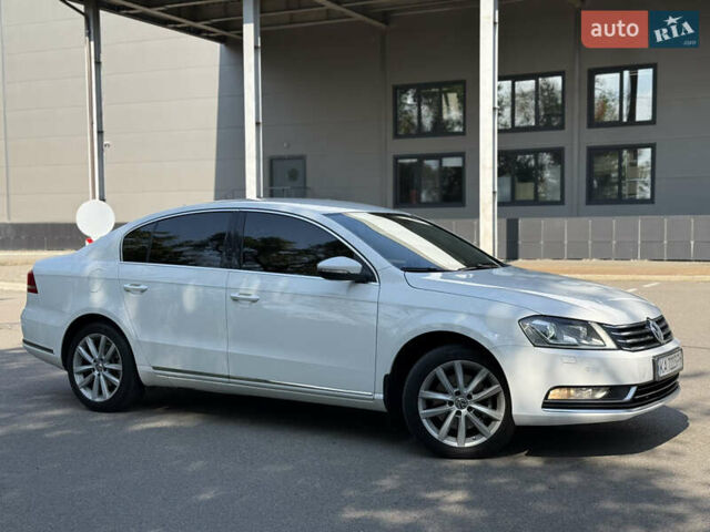 Білий Фольксваген Пассат, об'ємом двигуна 1.8 л та пробігом 210 тис. км за 8900 $, фото 10 на Automoto.ua