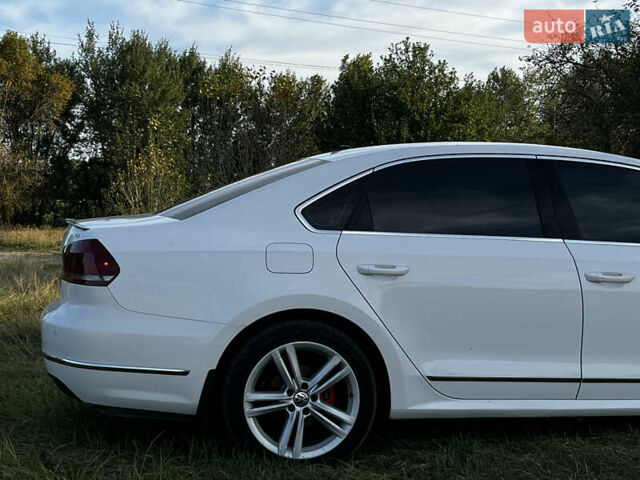 Фольксваген Пассат 2013 в Вышгороде на Automoto.ua Белый Фольксваген Пассат, объемом двигателя 1.97 л и пробегом 102 тыс. км за 14000 $, фото 11 на Automoto.ua