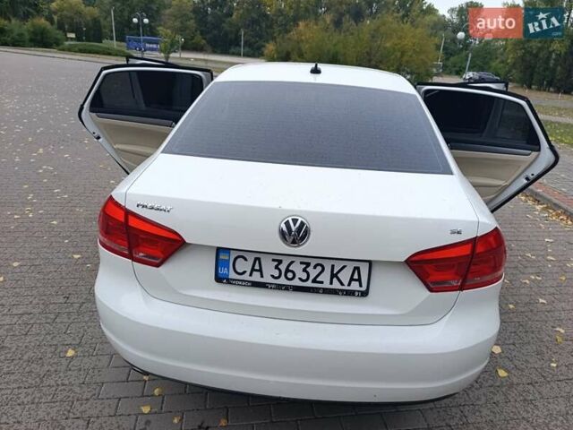 Белый Фольксваген Пассат, объемом двигателя 1.97 л и пробегом 221 тыс. км за 11000 $, фото 1 на Automoto.ua