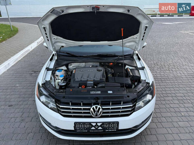 Белый Фольксваген Пассат, объемом двигателя 2 л и пробегом 154 тыс. км за 13200 $, фото 27 на Automoto.ua