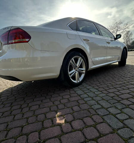 Білий Фольксваген Пассат, об'ємом двигуна 1.8 л та пробігом 153 тис. км за 10000 $, фото 2 на Automoto.ua