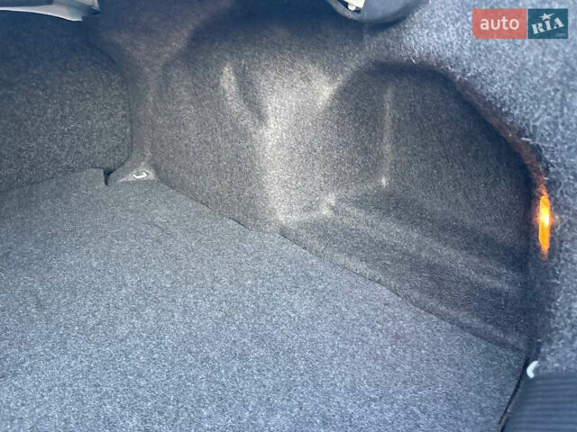 Белый Фольксваген Пассат, объемом двигателя 2 л и пробегом 154 тыс. км за 13200 $, фото 25 на Automoto.ua