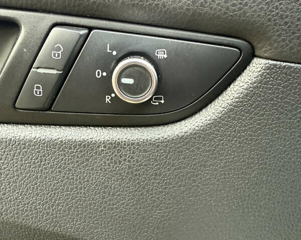 Белый Фольксваген Пассат, объемом двигателя 2 л и пробегом 118 тыс. км за 13200 $, фото 40 на Automoto.ua