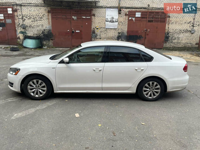 Белый Фольксваген Пассат, объемом двигателя 2.5 л и пробегом 197 тыс. км за 8500 $, фото 6 на Automoto.ua
