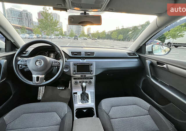 Білий Фольксваген Пассат, об'ємом двигуна 1.8 л та пробігом 250 тис. км за 9900 $, фото 4 на Automoto.ua