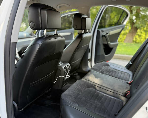 Білий Фольксваген Пассат, об'ємом двигуна 1.8 л та пробігом 210 тис. км за 8900 $, фото 22 на Automoto.ua