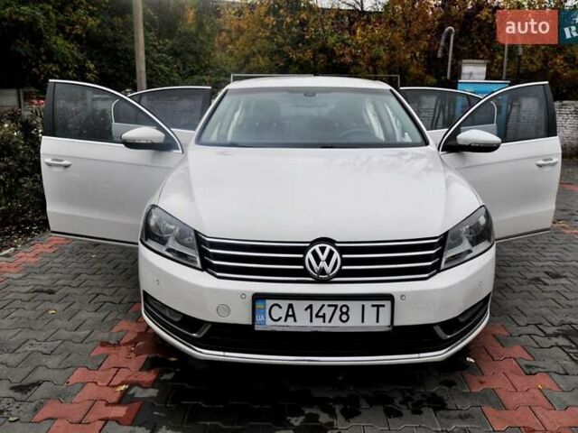Белый Фольксваген Пассат, объемом двигателя 2 л и пробегом 195 тыс. км за 9000 $, фото 6 на Automoto.ua