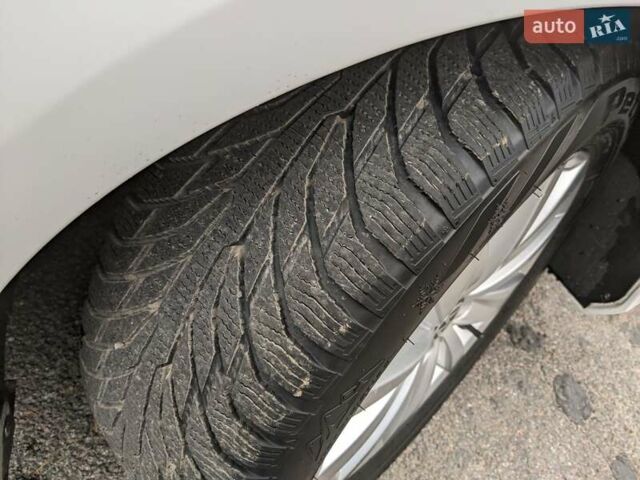 Белый Фольксваген Пассат, объемом двигателя 1.97 л и пробегом 340 тыс. км за 9950 $, фото 11 на Automoto.ua