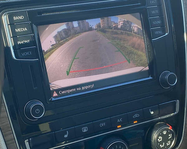 Белый Фольксваген Пассат, объемом двигателя 2.5 л и пробегом 126 тыс. км за 10600 $, фото 40 на Automoto.ua