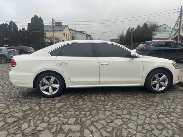 Белый Фольксваген Пассат, объемом двигателя 1.8 л и пробегом 261 тыс. км за 11500 $, фото 1 на Automoto.ua