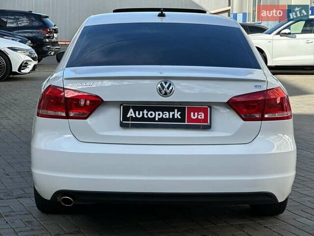 Білий Фольксваген Пассат, об'ємом двигуна 2.5 л та пробігом 159 тис. км за 10990 $, фото 6 на Automoto.ua