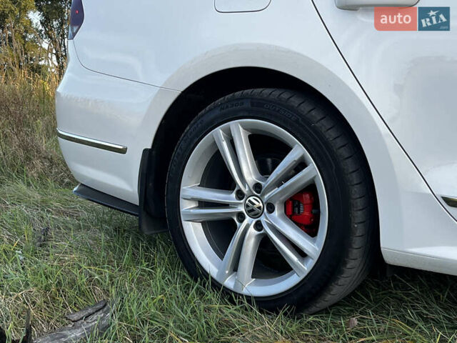 Фольксваген Пассат 2013 в Вышгороде на Automoto.ua Белый Фольксваген Пассат, объемом двигателя 1.97 л и пробегом 102 тыс. км за 14000 $, фото 14 на Automoto.ua