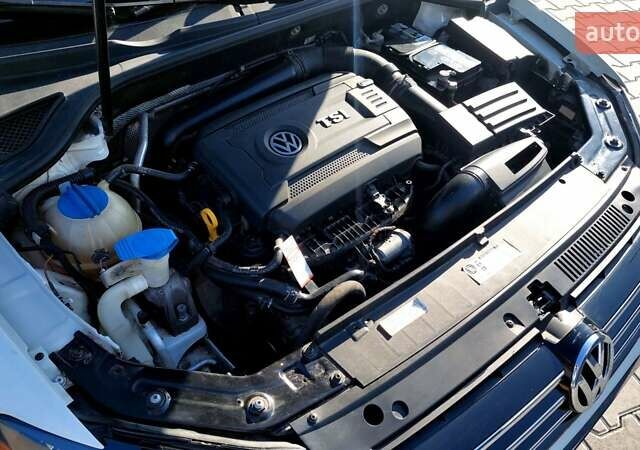 Белый Фольксваген Пассат, объемом двигателя 1.8 л и пробегом 136 тыс. км за 9999 $, фото 6 на Automoto.ua