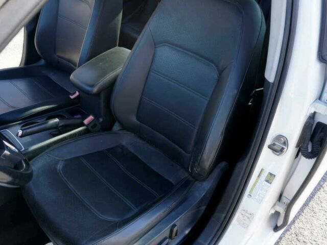 Білий Фольксваген Пассат, об'ємом двигуна 1.8 л та пробігом 82 тис. км за 8300 $, фото 7 на Automoto.ua