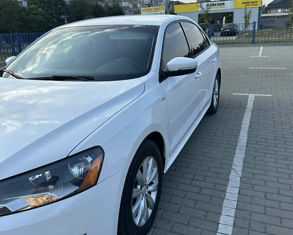 Білий Фольксваген Пассат, об'ємом двигуна 1.8 л та пробігом 146 тис. км за 9000 $, фото 1 на Automoto.ua