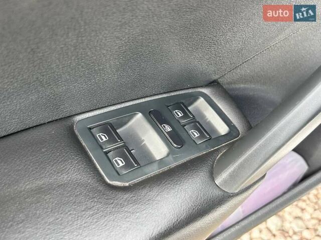 Белый Фольксваген Пассат, объемом двигателя 1.8 л и пробегом 212 тыс. км за 9700 $, фото 12 на Automoto.ua