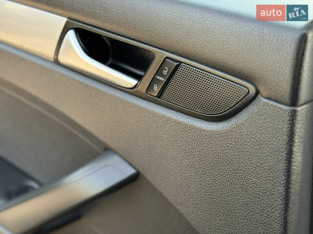 Білий Фольксваген Пассат, об'ємом двигуна 1.8 л та пробігом 207 тис. км за 8390 $, фото 26 на Automoto.ua