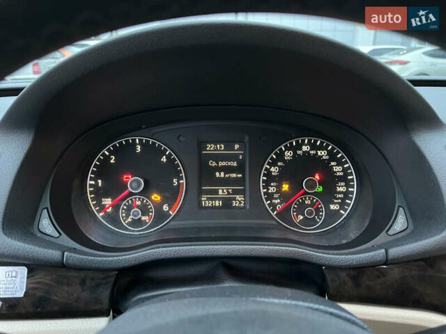 Білий Фольксваген Пассат, об'ємом двигуна 1.97 л та пробігом 132 тис. км за 12600 $, фото 16 на Automoto.ua