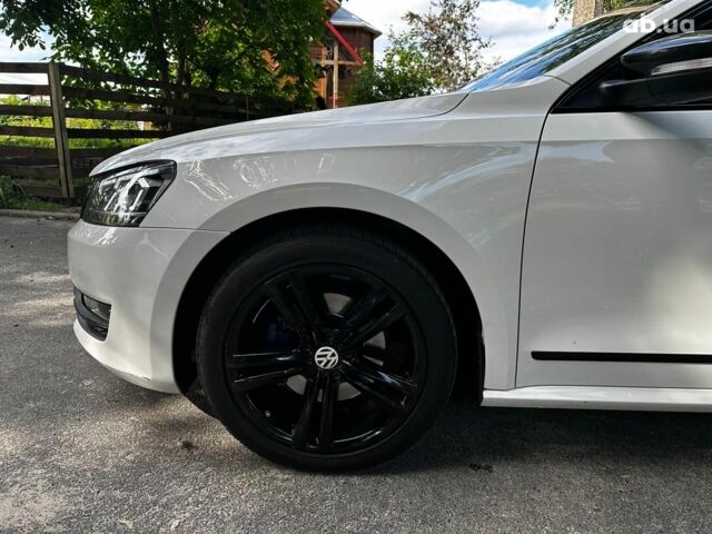 Белый Фольксваген Пассат, объемом двигателя 1.8 л и пробегом 174 тыс. км за 11890 $, фото 7 на Automoto.ua