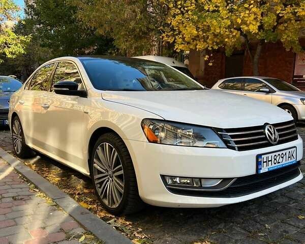 Белый Фольксваген Пассат, объемом двигателя 1.8 л и пробегом 193 тыс. км за 11200 $, фото 2 на Automoto.ua