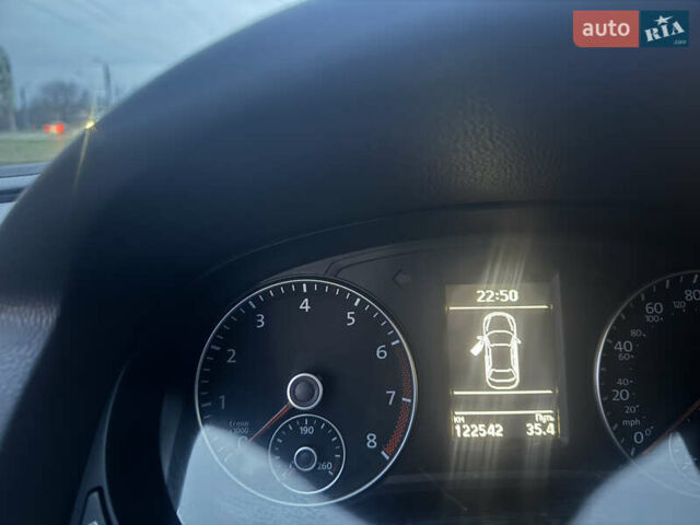 Белый Фольксваген Пассат, объемом двигателя 1.8 л и пробегом 123 тыс. км за 10100 $, фото 10 на Automoto.ua