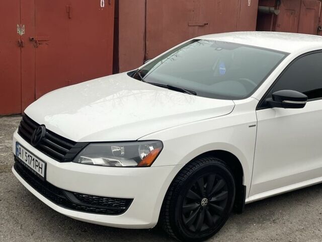 Белый Фольксваген Пассат, объемом двигателя 1.8 л и пробегом 165 тыс. км за 11500 $, фото 1 на Automoto.ua