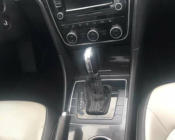 Белый Фольксваген Пассат, объемом двигателя 2 л и пробегом 140 тыс. км за 12600 $, фото 14 на Automoto.ua