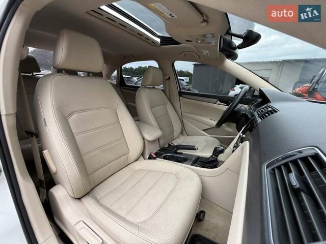 Белый Фольксваген Пассат, объемом двигателя 1.8 л и пробегом 205 тыс. км за 9900 $, фото 47 на Automoto.ua