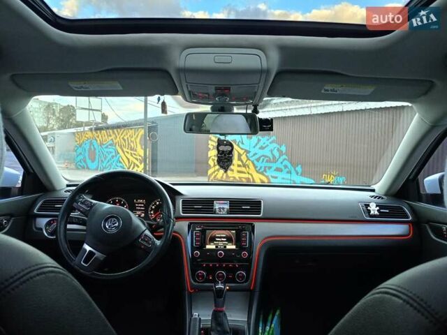 Білий Фольксваген Пассат, об'ємом двигуна 1.8 л та пробігом 184 тис. км за 11500 $, фото 12 на Automoto.ua