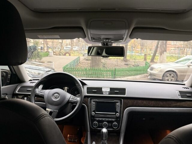 Белый Фольксваген Пассат, объемом двигателя 2 л и пробегом 168 тыс. км за 13000 $, фото 15 на Automoto.ua