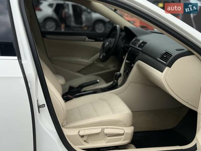 Белый Фольксваген Пассат, объемом двигателя 1.8 л и пробегом 204 тыс. км за 9900 $, фото 37 на Automoto.ua