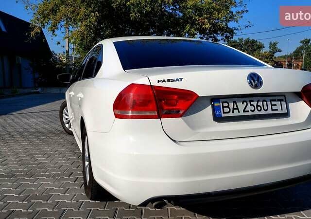 Белый Фольксваген Пассат, объемом двигателя 1.8 л и пробегом 136 тыс. км за 9999 $, фото 17 на Automoto.ua