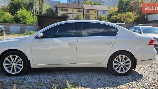 Белый Фольксваген Пассат, объемом двигателя 1.8 л и пробегом 153 тыс. км за 12100 $, фото 2 на Automoto.ua